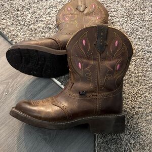 Justin Boots Brown
